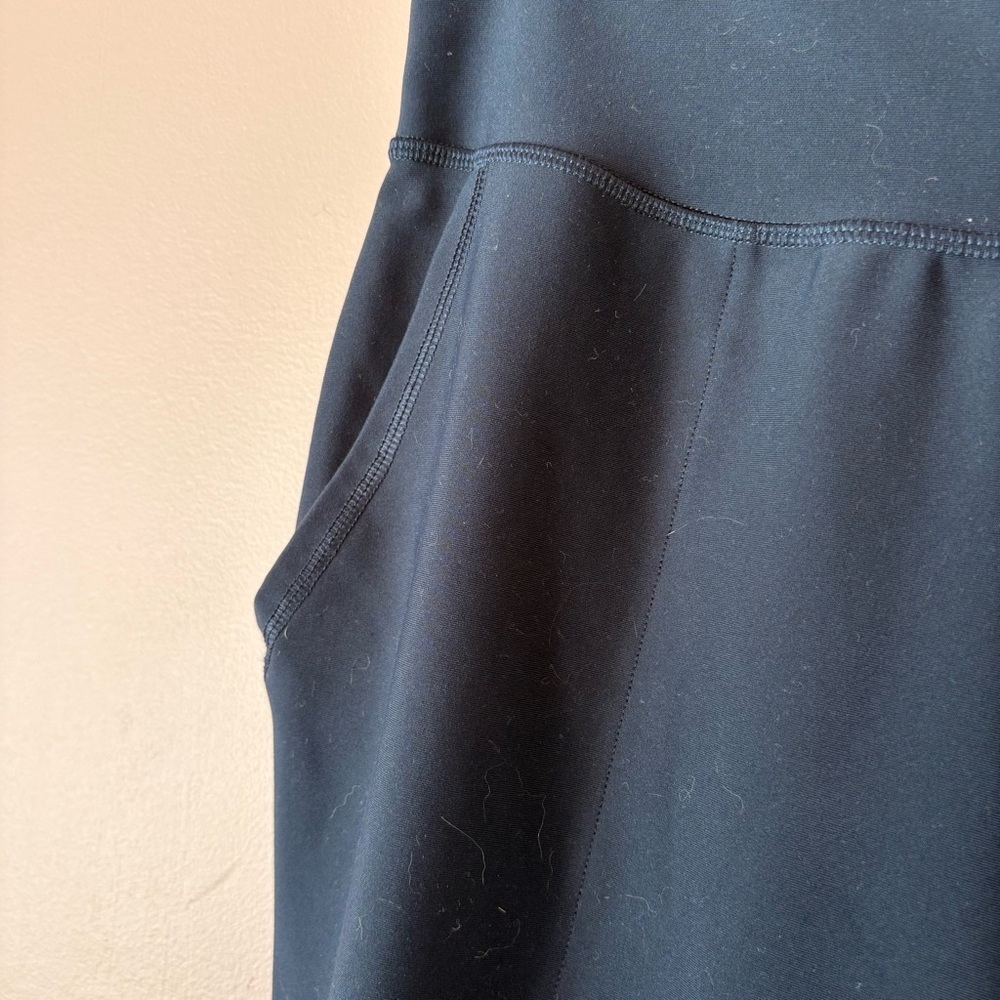 💚Old Navy Navy High-Rise Jogger - Picture 2 of 6